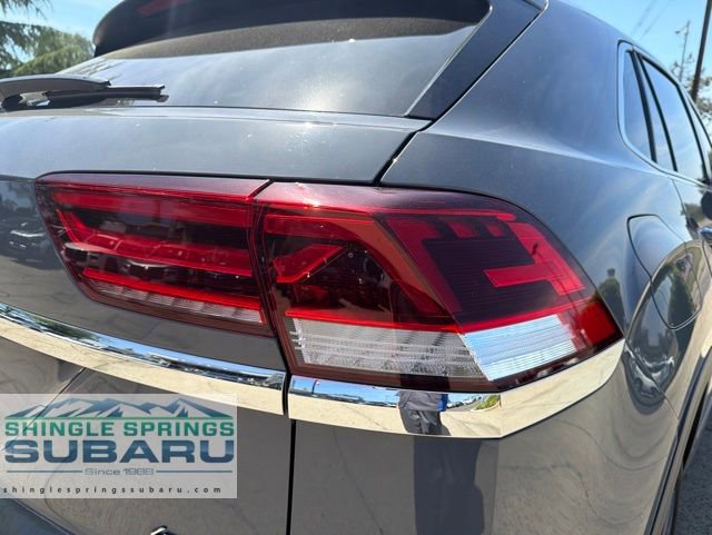 Used 2023 Volkswagen Atlas Cross Sport SEL Premium R-Line AWD/4WD image 47