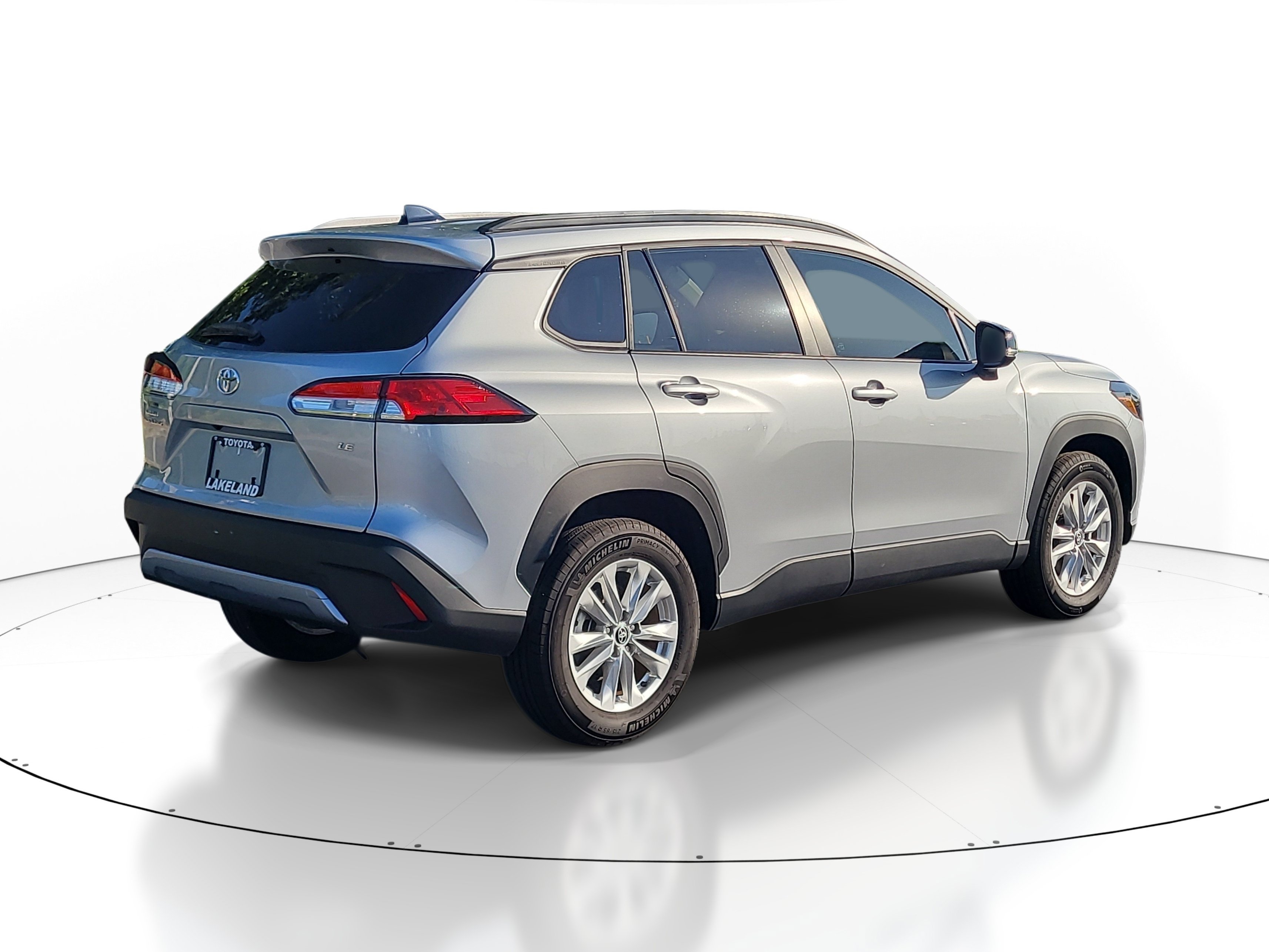 Certified 2025 Toyota Corolla Cross LE FWD image 7