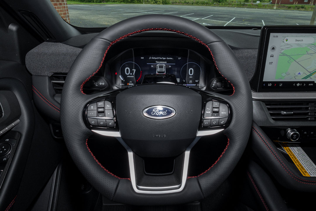 New 2026 Ford Explorer ST-Line w/ Premium Package RWD image 12