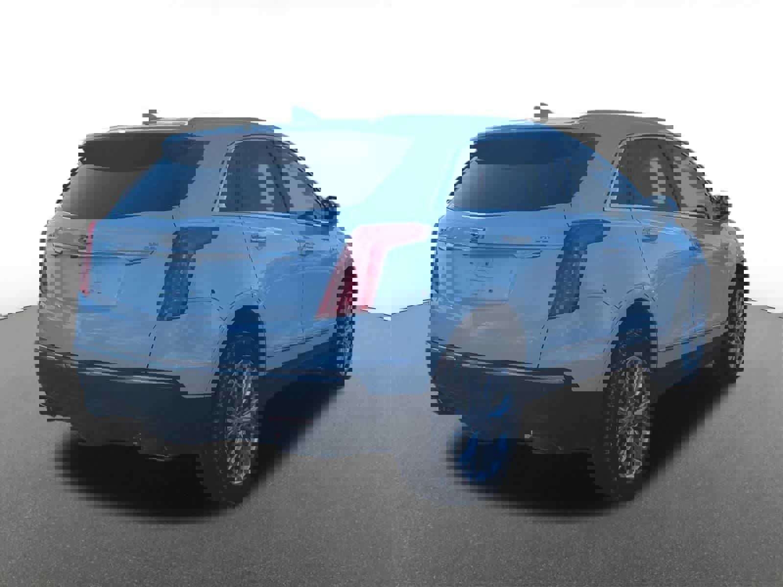 Used 2017 Cadillac XT5 Luxury w/ Driver Awareness Package image 6