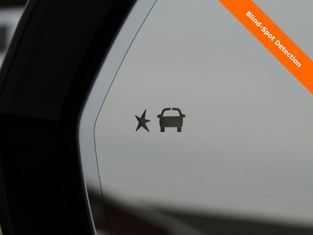 Used 2022 Chevrolet Blazer RS AWD/4WD image 7