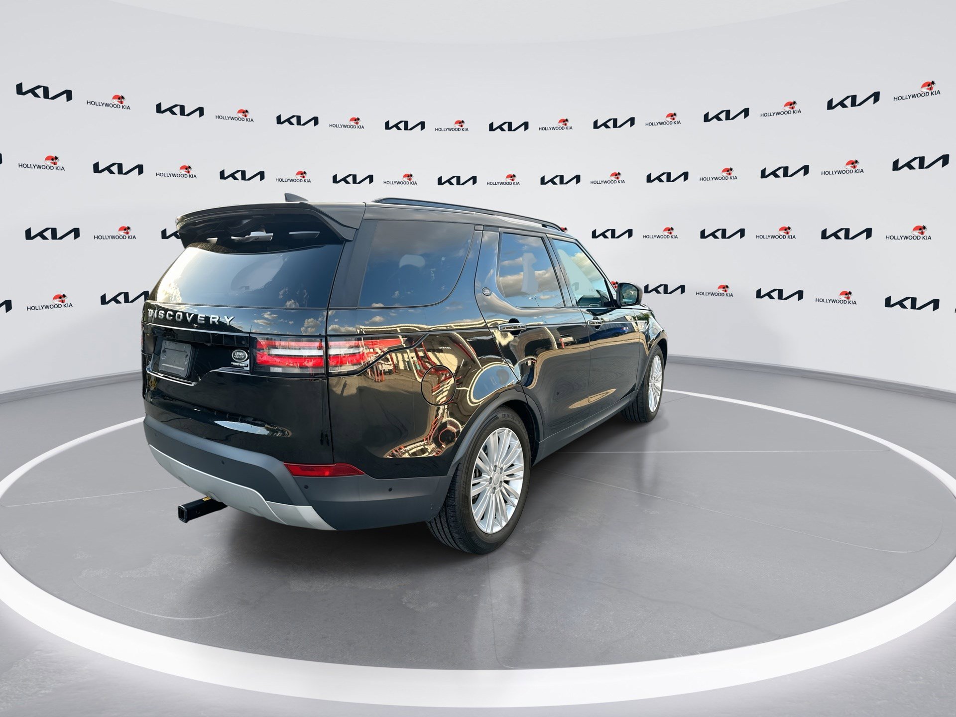 Used 2020 Land Rover Discovery HSE Luxury AWD/4WD image 8