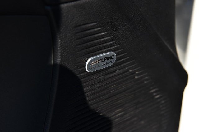 Used 2023 Dodge Challenger SXT w/ Plus Package RWD image 11