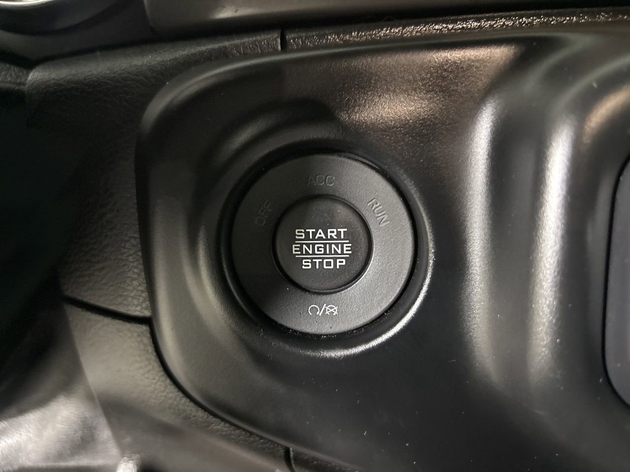 Used 2021 Jeep Wrangler Unlimited Sport image 14