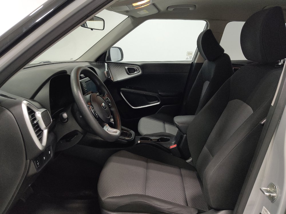 Used 2021 Kia Soul LX FWD image 17