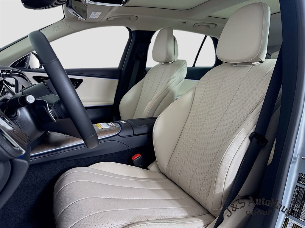 Used 2024 Mercedes-Benz E 450 4MATIC All-Terrain Wagon w/ Digital Light Package image 11