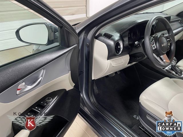 Used 2023 Kia Forte LXS FWD image 11