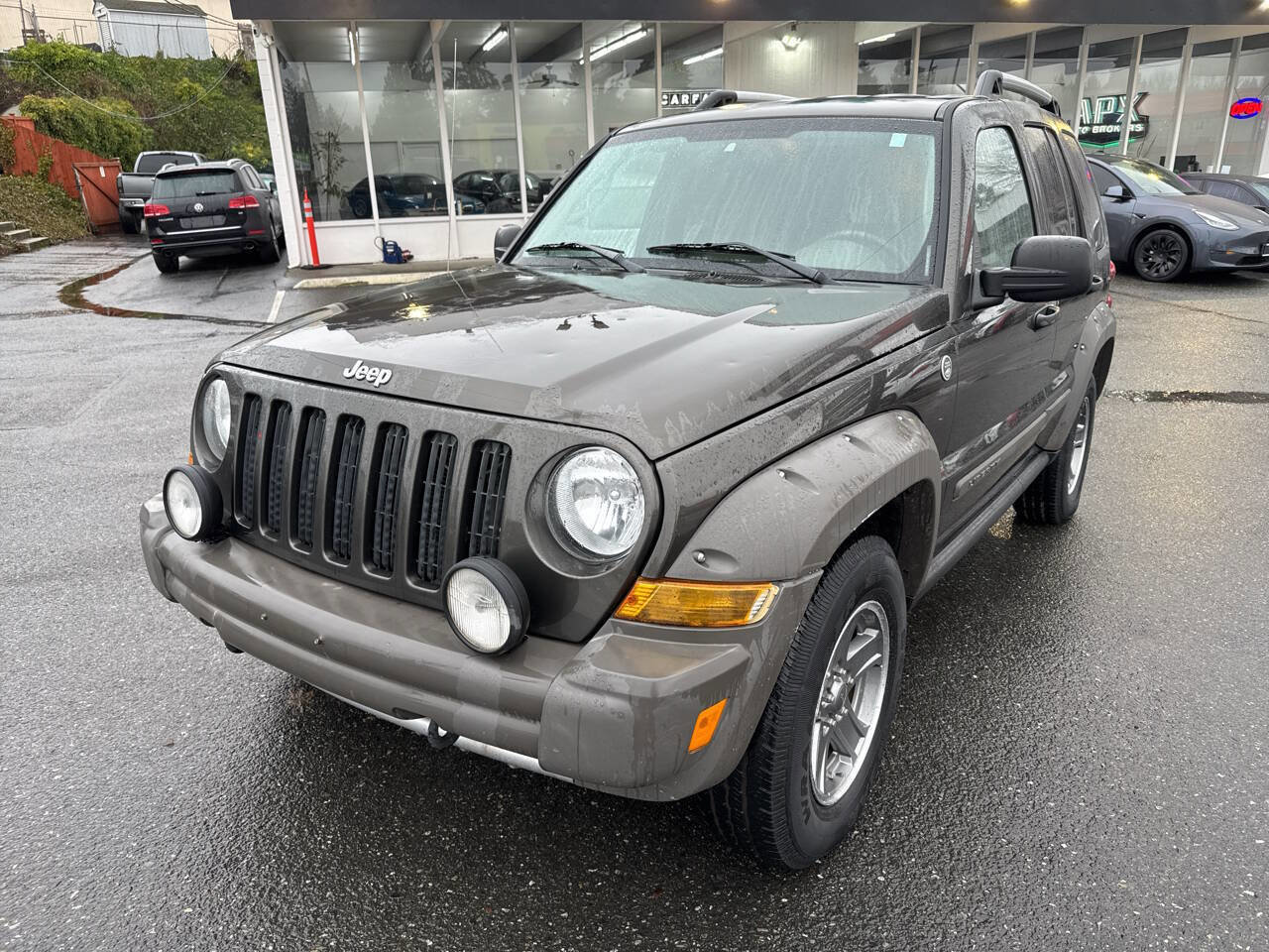 Used 2005 Jeep Liberty Renegade w/ Trailer Tow Group