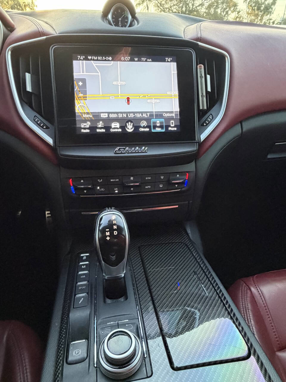 Used 2018 Maserati Ghibli GranSport image 16