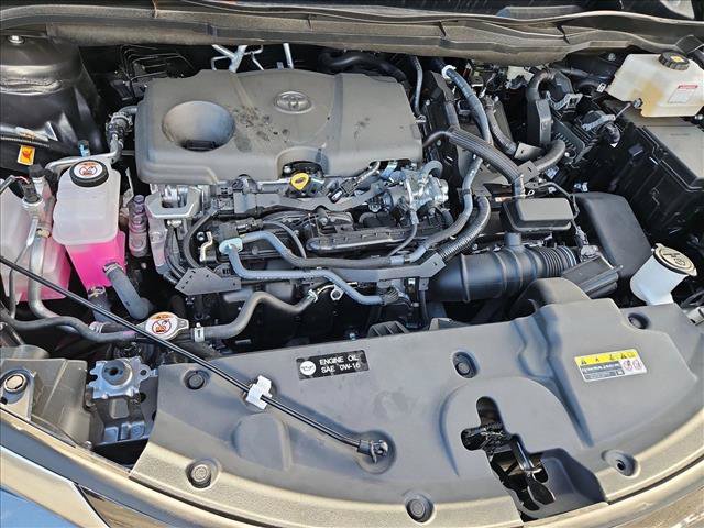 Used 2025 Toyota Sienna Limited FWD image 23