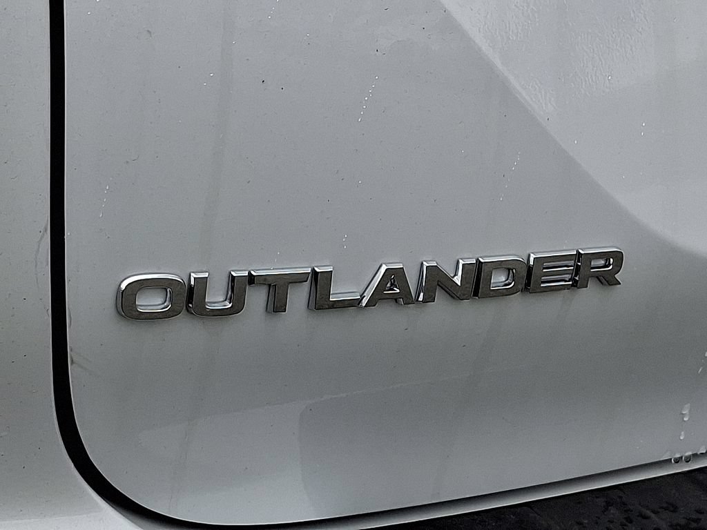 New 2026 Mitsubishi Outlander SE AWD/4WD image 11