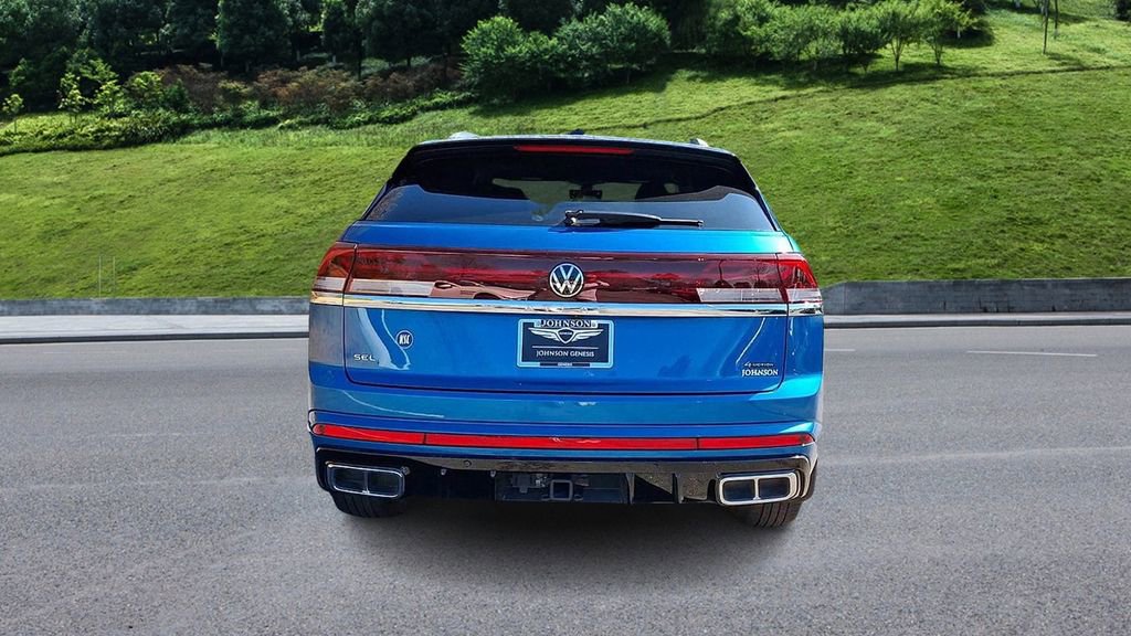 Used 2024 Volkswagen Atlas Cross Sport SEL R-Line image 7