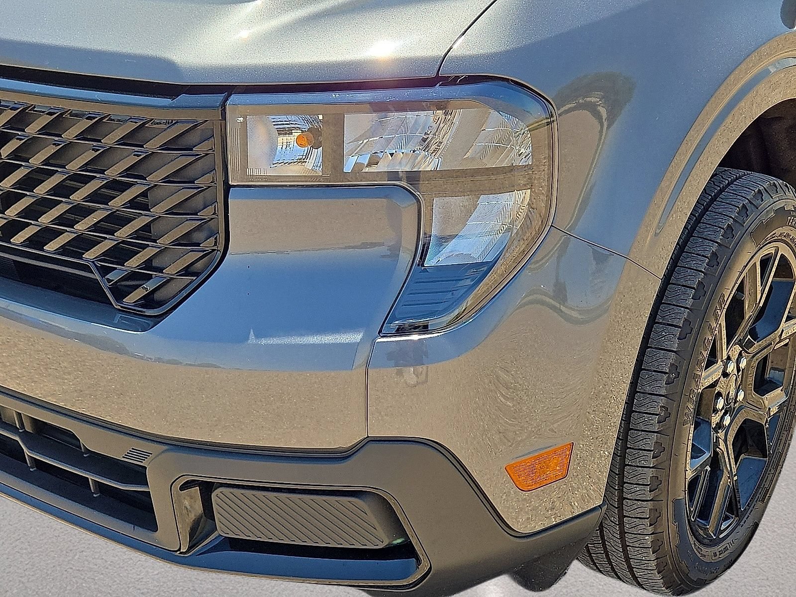Used 2025 Ford Maverick XLT w/ XLT Luxury Package AWD/4WD image 10