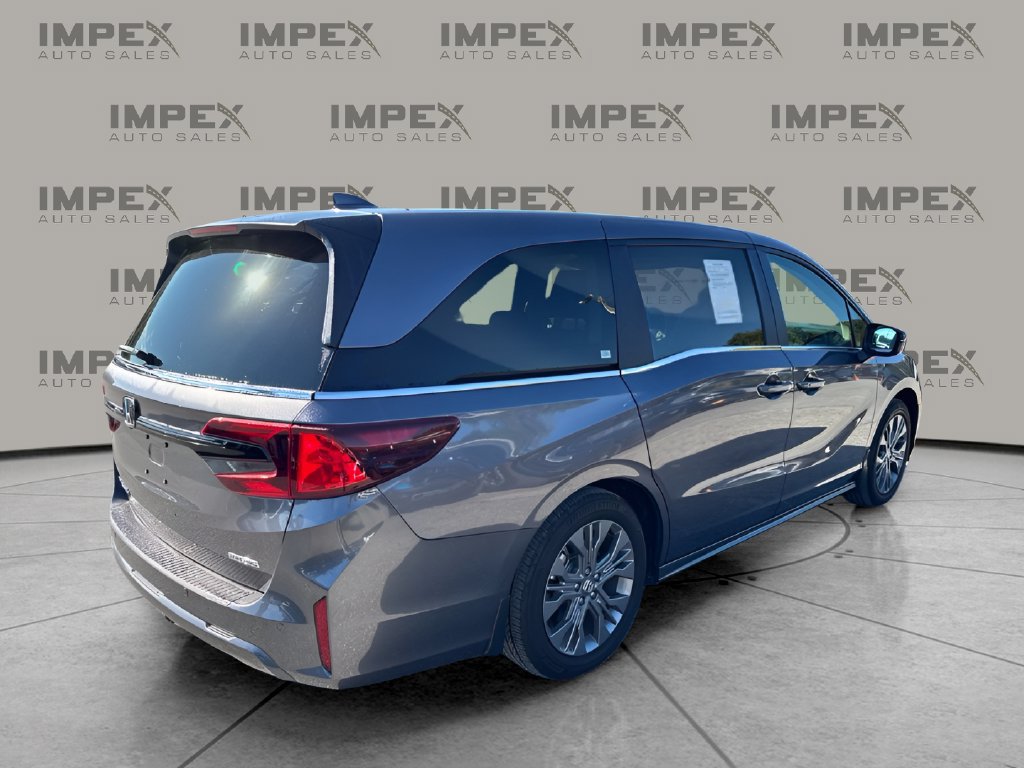 Used 2026 Honda Odyssey Touring image 5