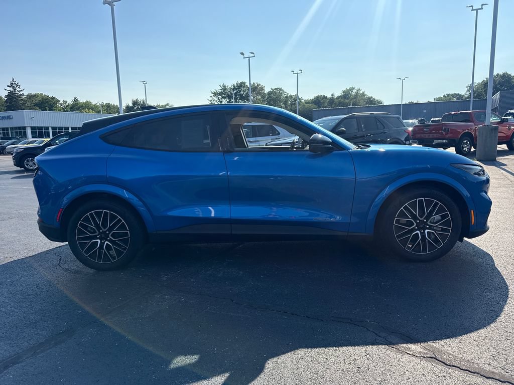 Used 2025 Ford Mustang Mach-E Premium AWD/4WD image 6