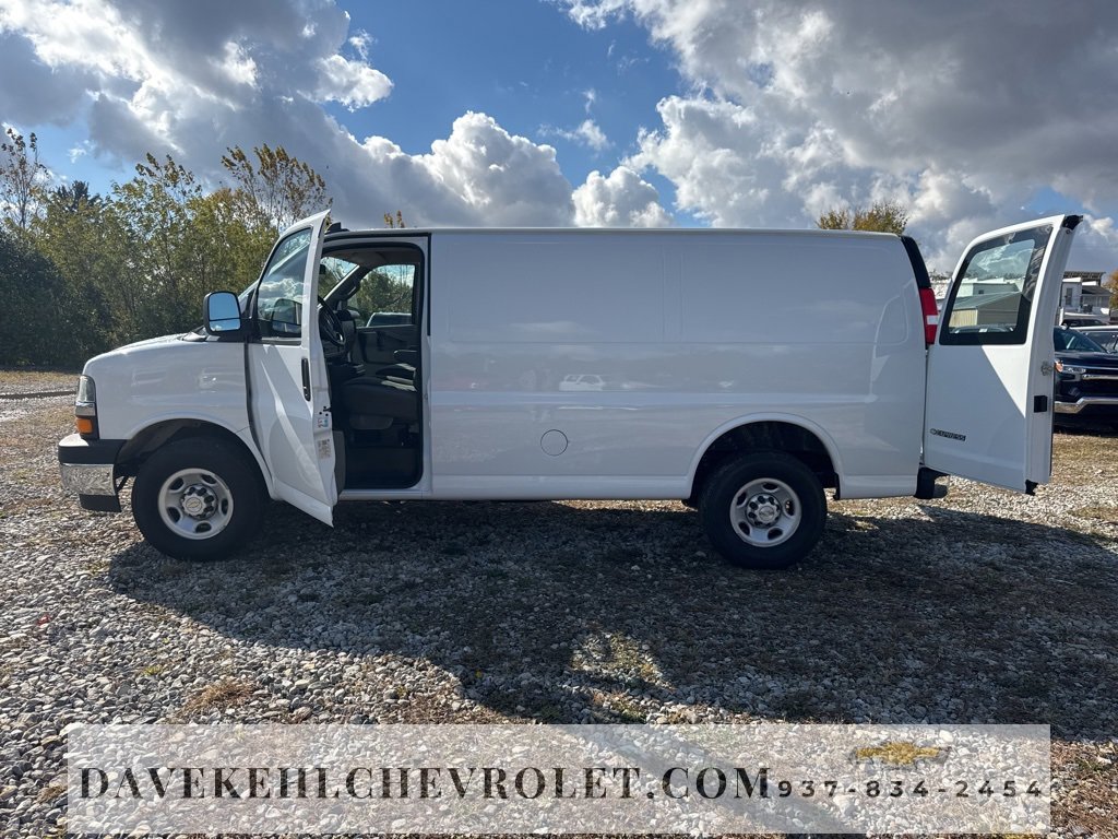 Certified 2023 Chevrolet Express 2500 w/ Driver Convenience Package image 17