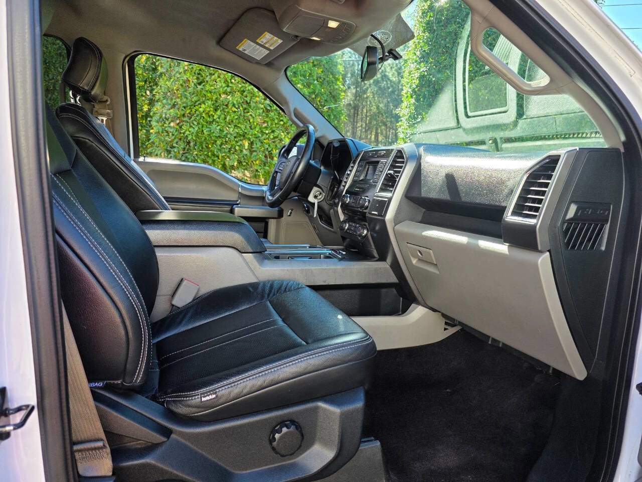 Used 2015 Ford F150 XLT w/ Equipment Group 301A Mid image 34