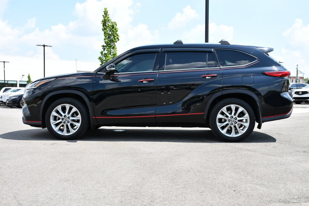 Used 2021 Toyota Highlander Limited AWD/4WD image 4