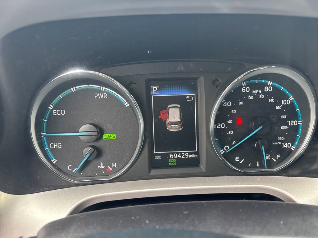 Certified 2017 Toyota RAV4 XLE image 18