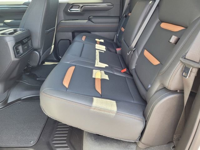 Used 2024 GMC Sierra 1500 AT4 w/ Technology Package image 24