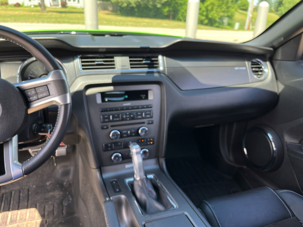Used 2014 Ford Mustang GT Premium w/ Equipment Group 402A RWD image 9