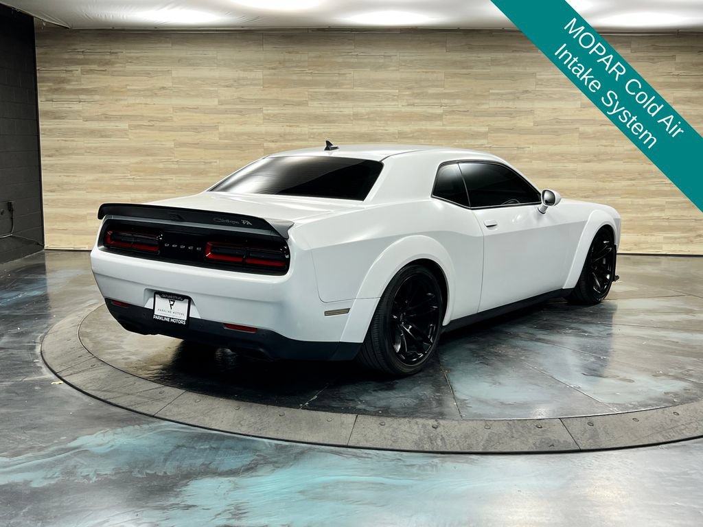 Used 2022 Dodge Challenger R/T Scat Pack RWD image 16
