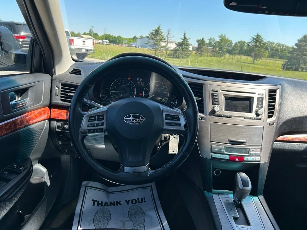 Used 2012 Subaru Outback 2.5i Limited w/ Moonroof Pkg AWD/4WD image 27