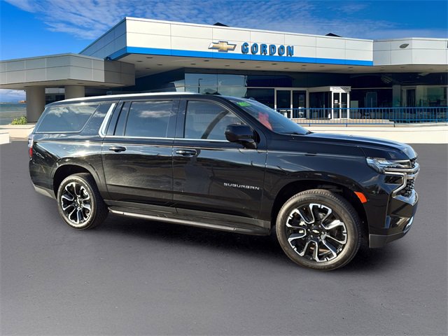 Used 2023 Chevrolet Suburban LS w/ Driver Alert Package image 6