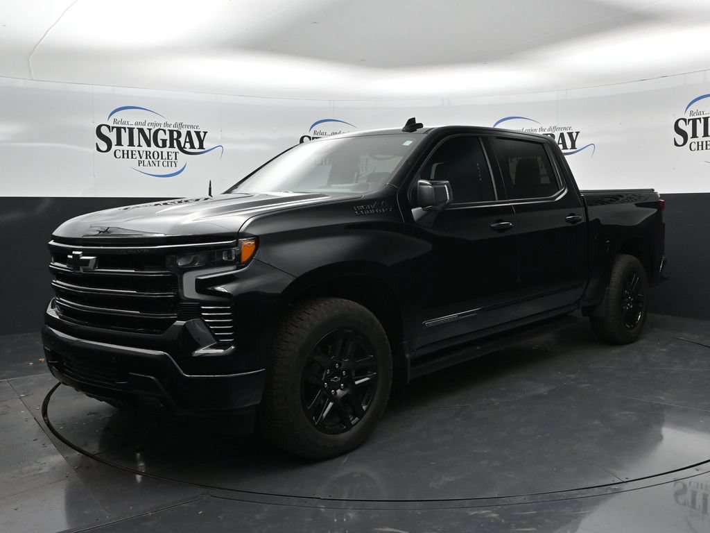 Certified 2025 Chevrolet Silverado 1500 High Country w/ Midnight Edition RWD image 3