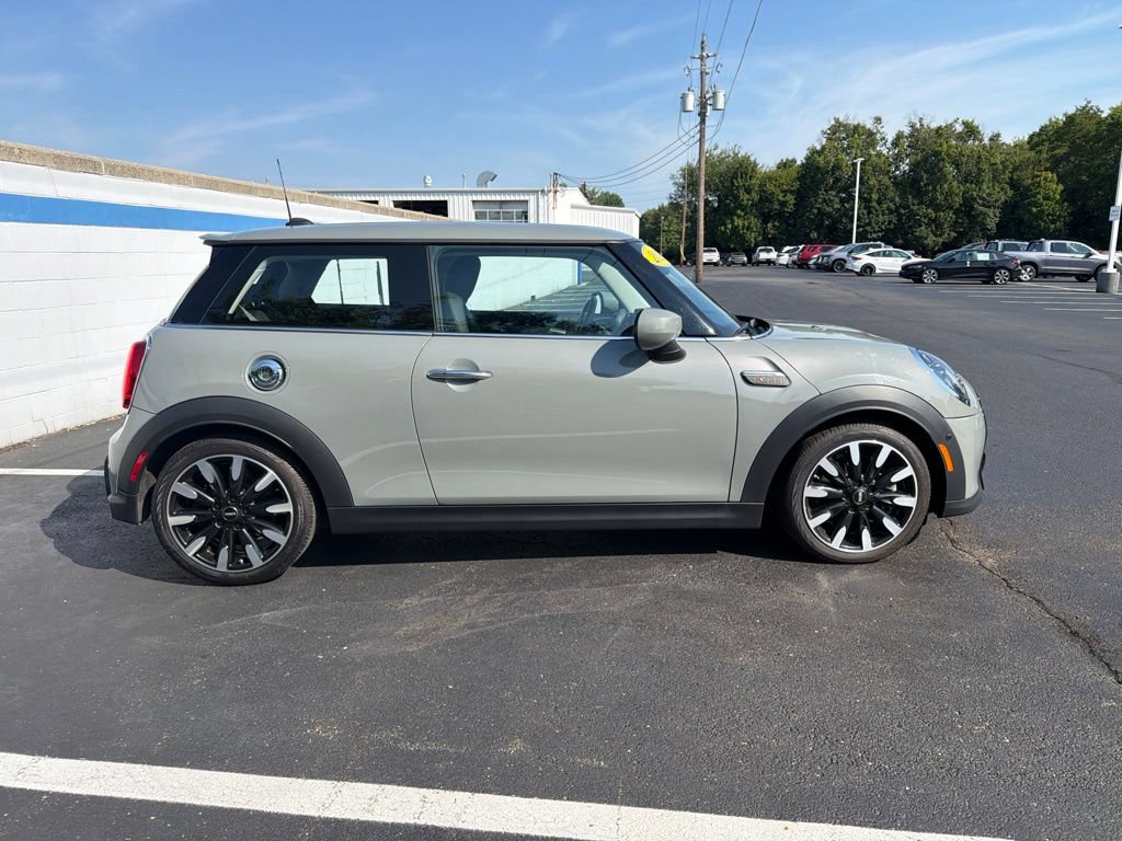 Used 2023 MINI Cooper S w/ Driver Assistance Package FWD image 6