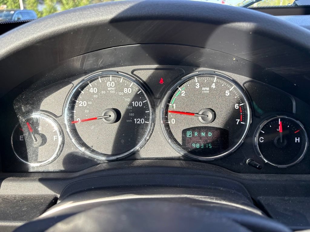 Used 2012 Jeep Liberty Sport AWD/4WD image 27