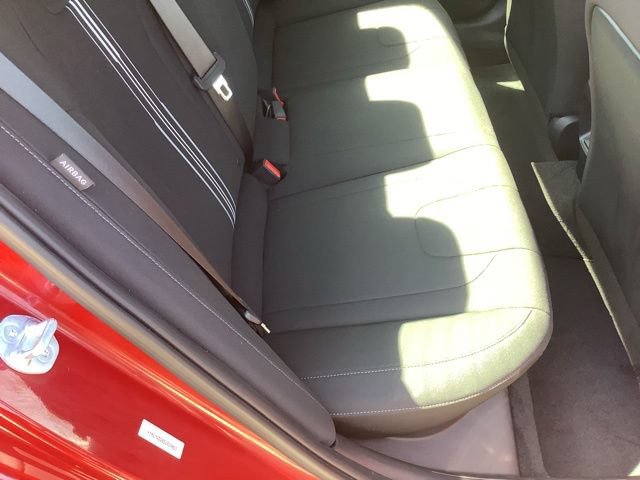 Used 2025 Hyundai Elantra Sport w/ Cargo Package FWD image 15