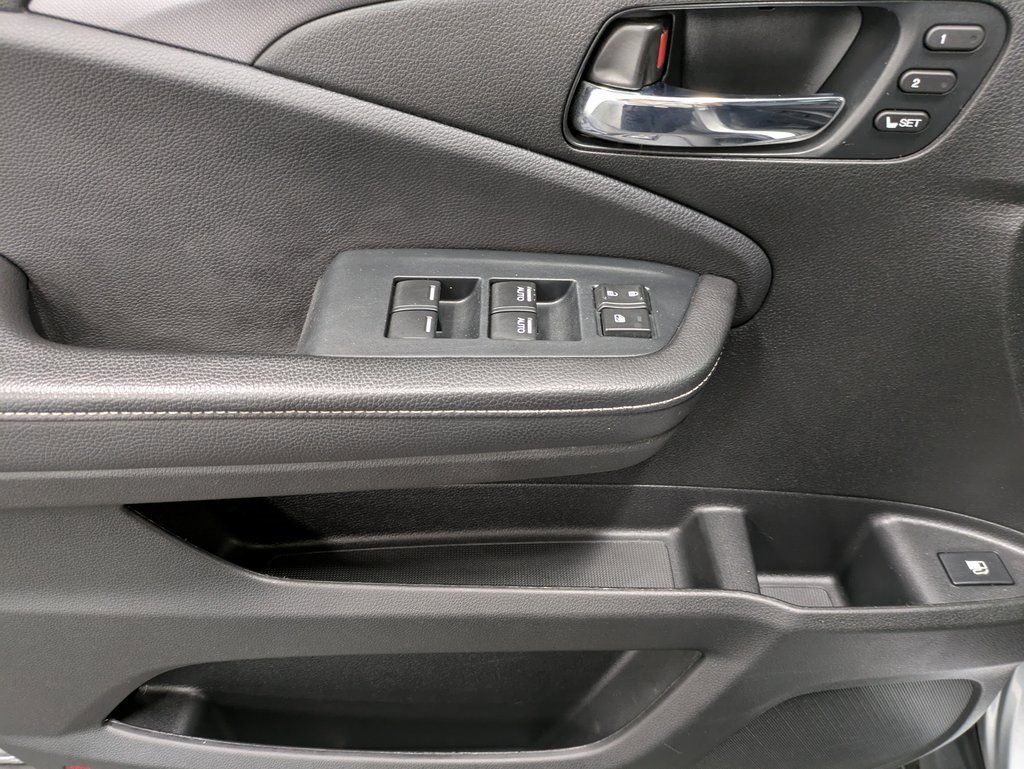 Certified 2023 Honda Ridgeline RTL image 9