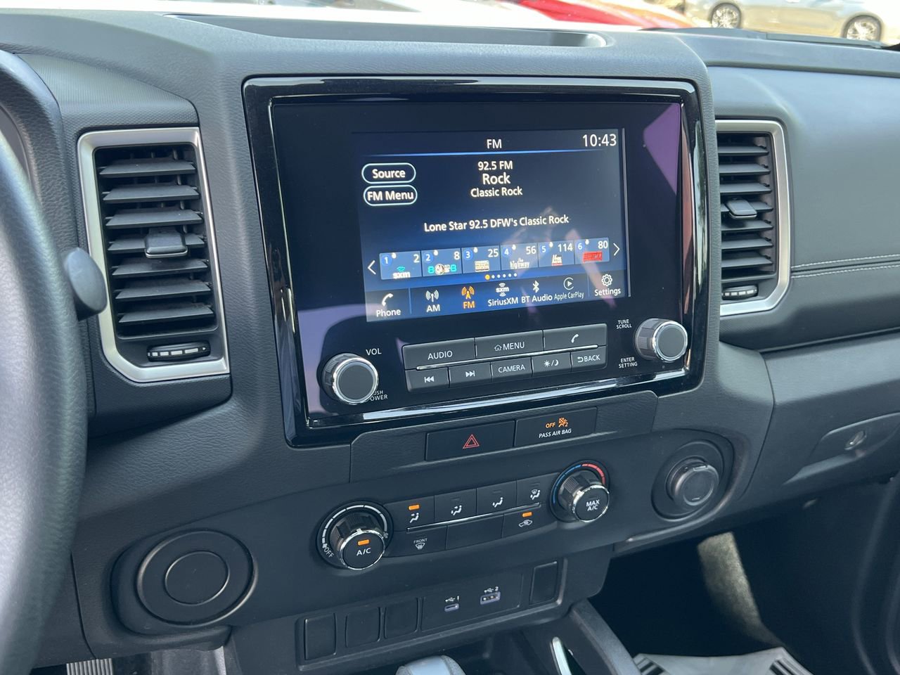 Certified 2022 Nissan Frontier SV image 14