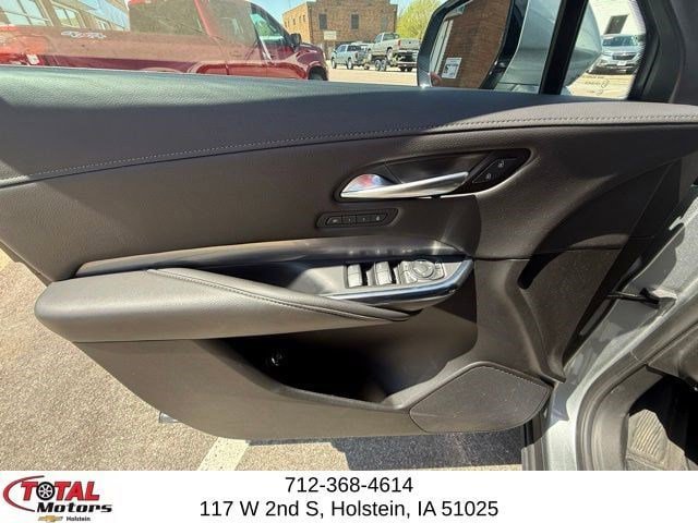 Used 2025 Cadillac XT4 Premium Luxury AWD/4WD image 18