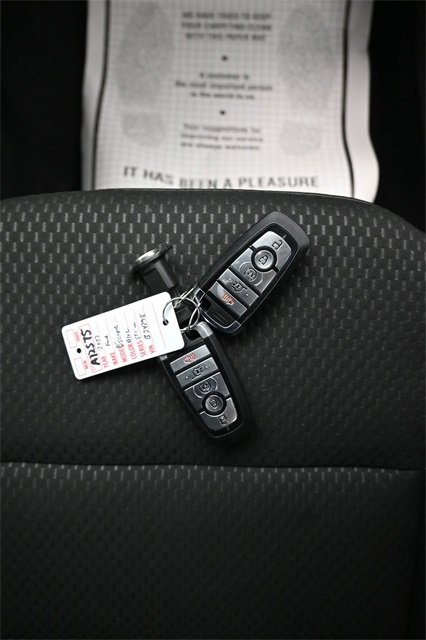 Used 2023 Ford Escape ST-Line w/ Tech Pack #1 image 11