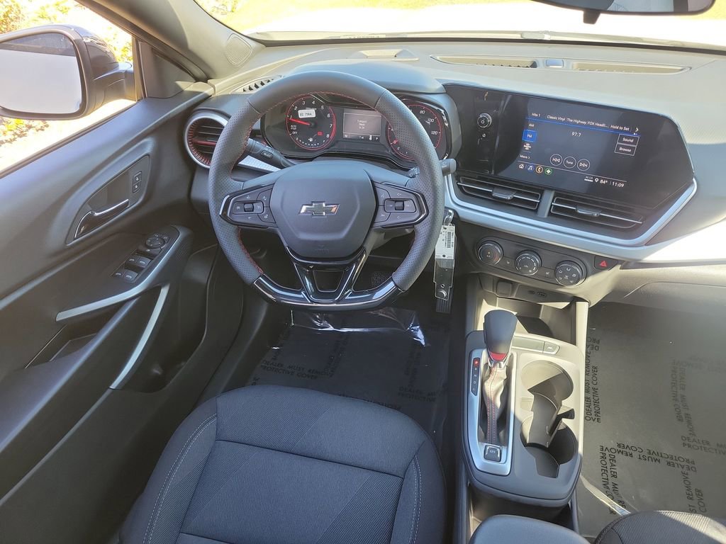 New 2026 Chevrolet Trax RS w/ Sunroof Package image 11