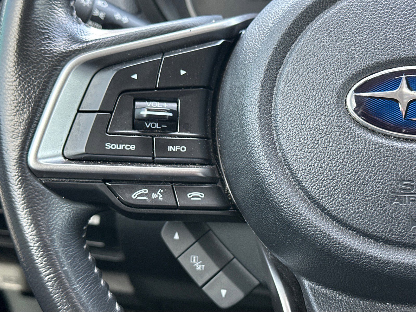 Used 2019 Subaru Forester Premium w/ All-Weather Package image 11