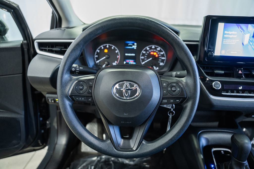 Used 2024 Toyota Corolla LE image 25