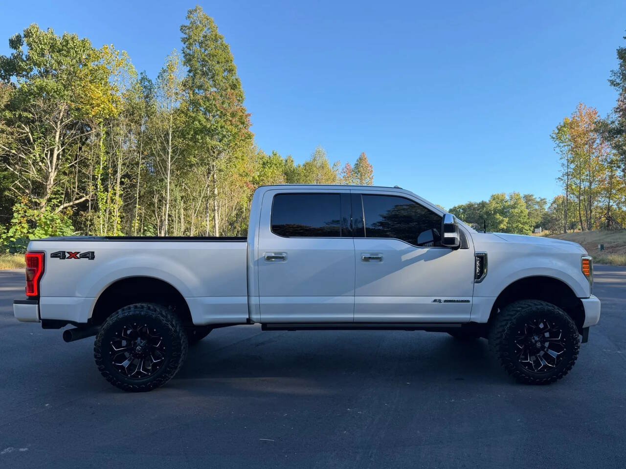 Used 2017 Ford F350 Platinum w/ Platinum Ultimate Package AWD/4WD image 9