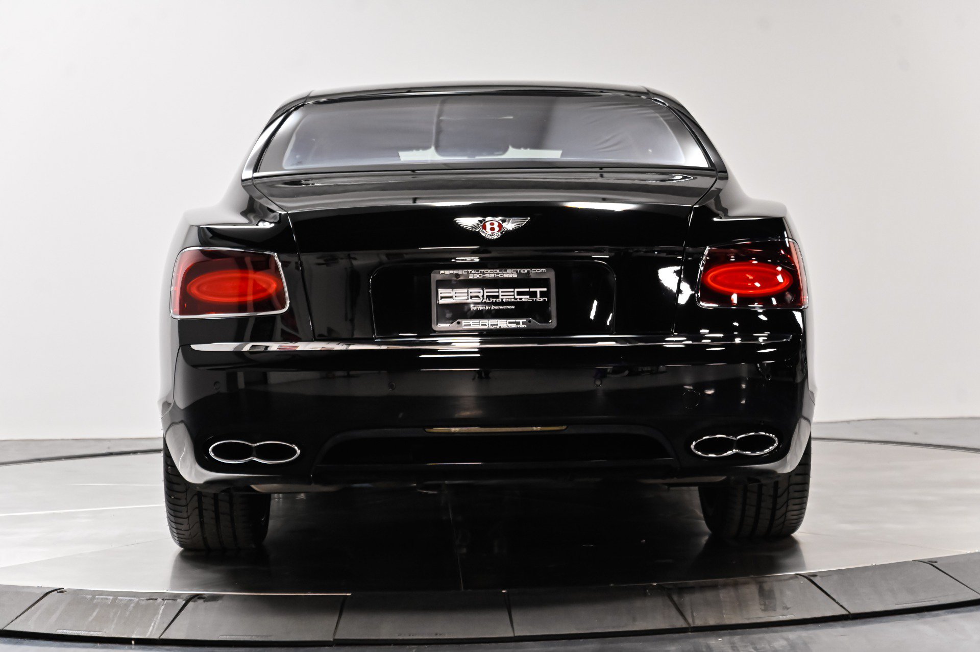 Used 2017 Bentley Flying Spur S V8 AWD/4WD image 28