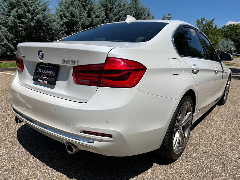 Used 2018 BMW 340i xDrive Sedan w/ Premium Package AWD/4WD image 37