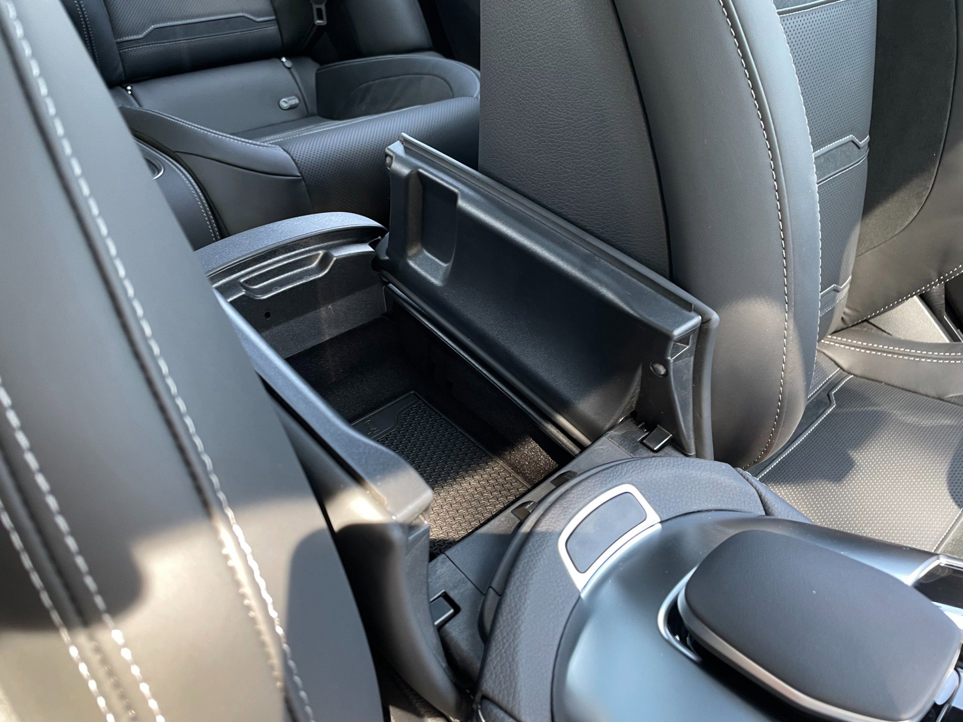 Used 2024 Mercedes-Benz AMG GT 43 image 23