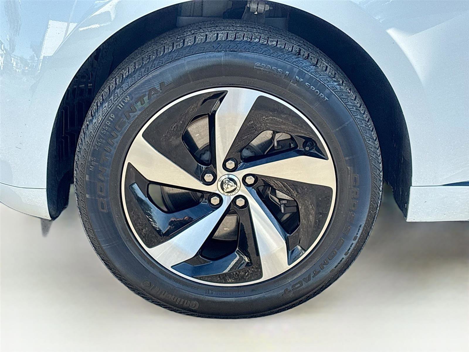 Used 2024 Jaguar F-PACE R-Dynamic S image 36