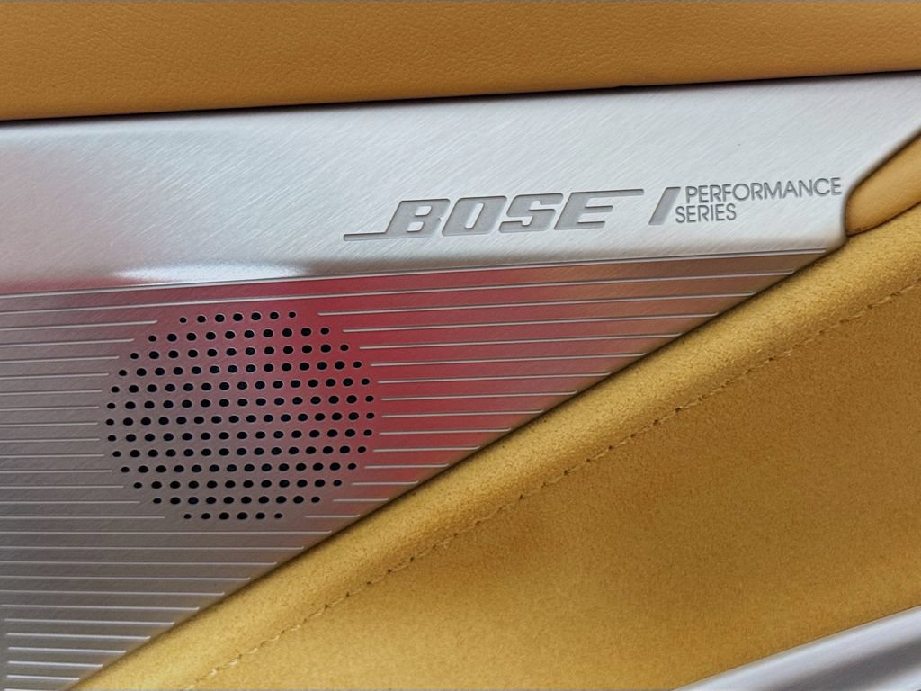 Used 2026 Chevrolet Corvette Stingray Premium Conv w/ Z51 Performance Package RWD image 19