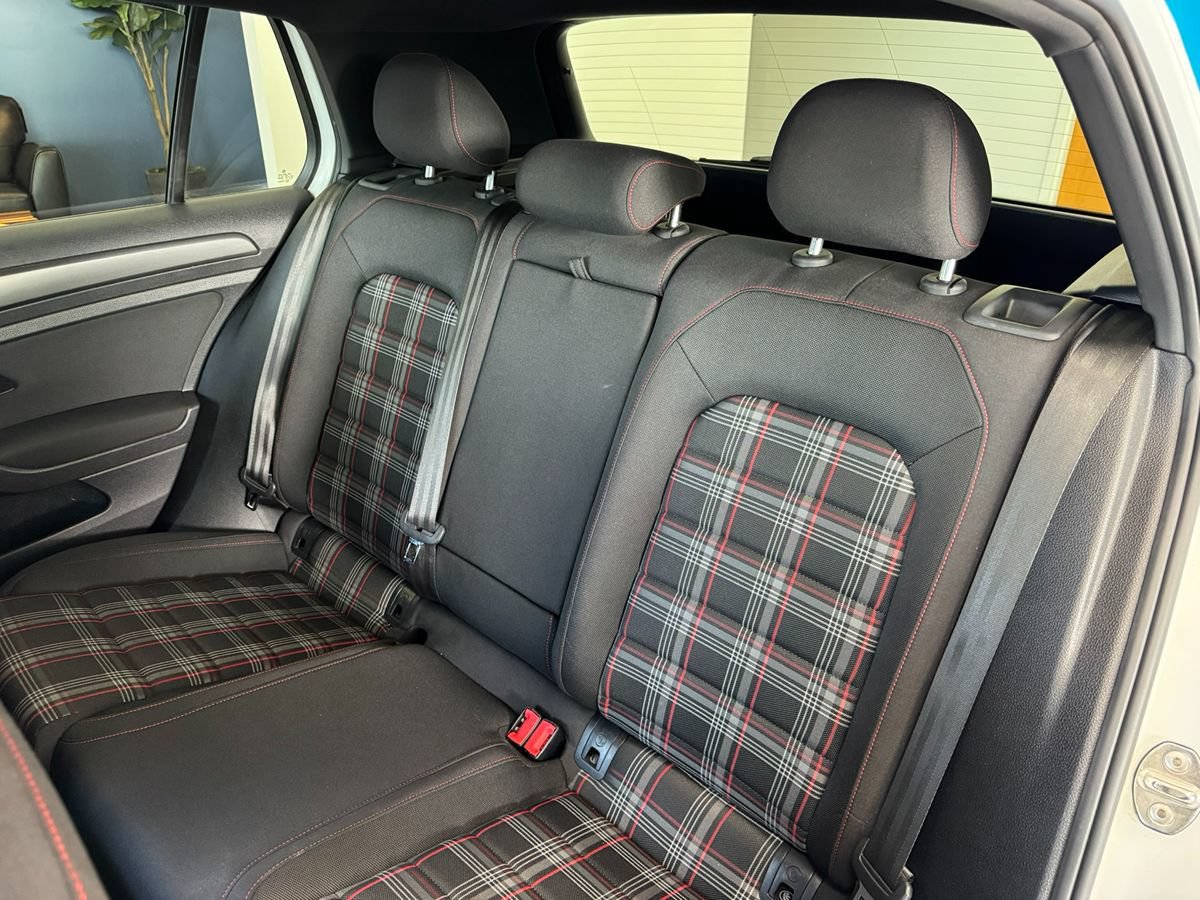 Used 2018 Volkswagen GTI S FWD image 46