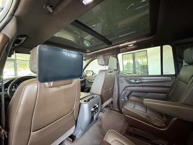 Used 2024 GMC Yukon XL Denali w/ Advanced Technology Package AWD/4WD image 24