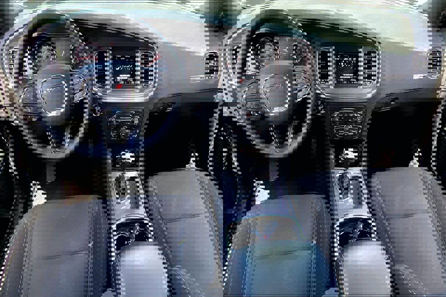 Used 2022 Dodge Charger SXT image 16