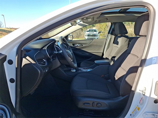 Used 2024 Chevrolet Malibu LT image 13