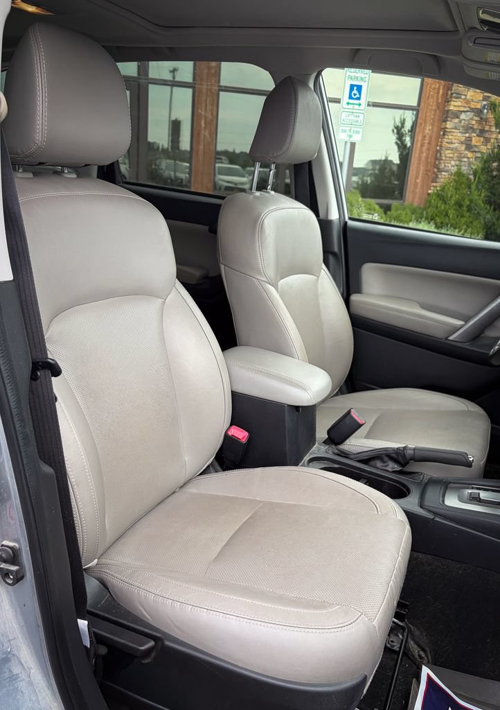 Used 2017 Subaru Forester 2.5i Limited AWD/4WD image 27